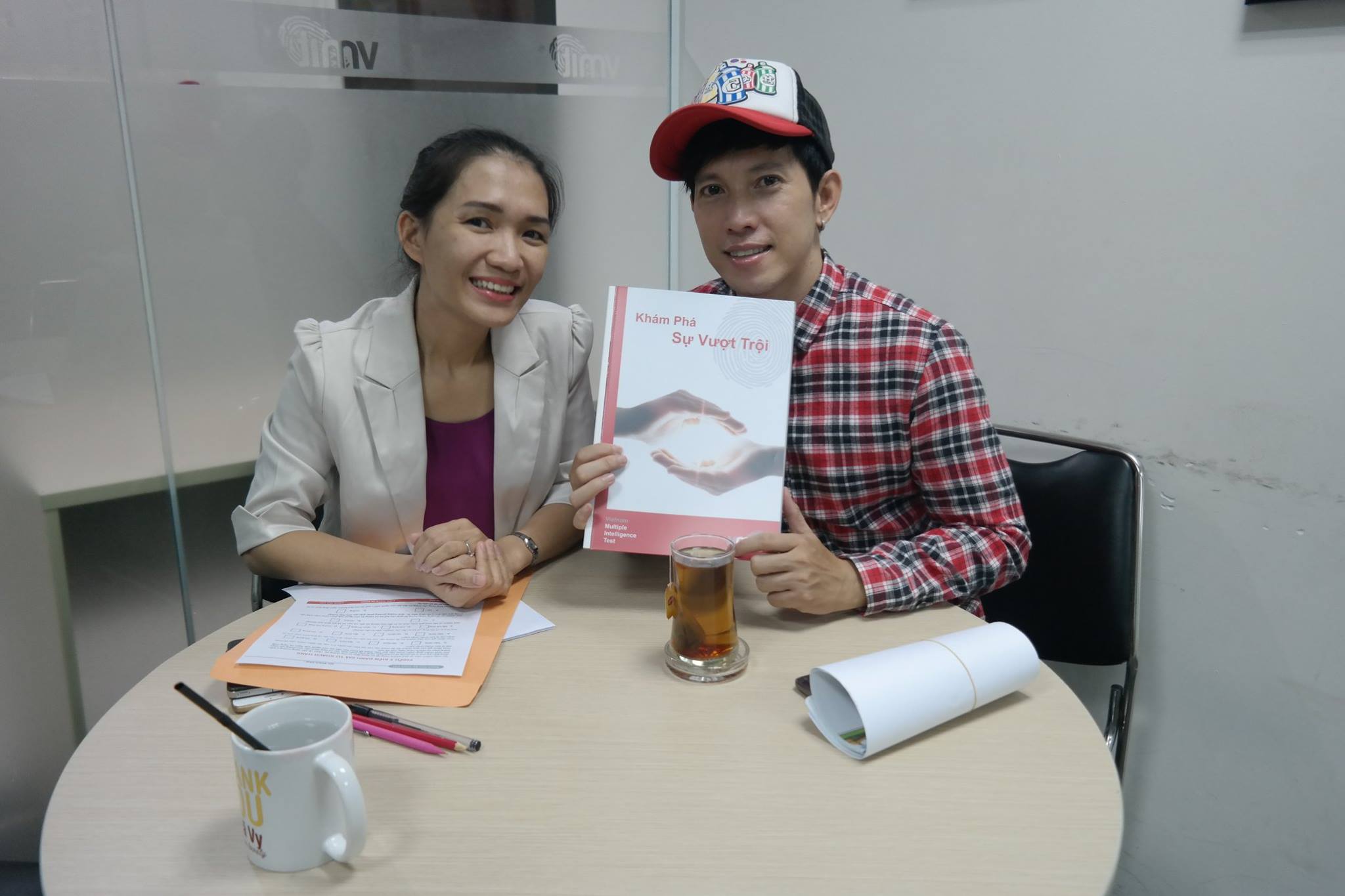 Ca sỹ Y Thanh nói gì về Phân tích vân tay ?