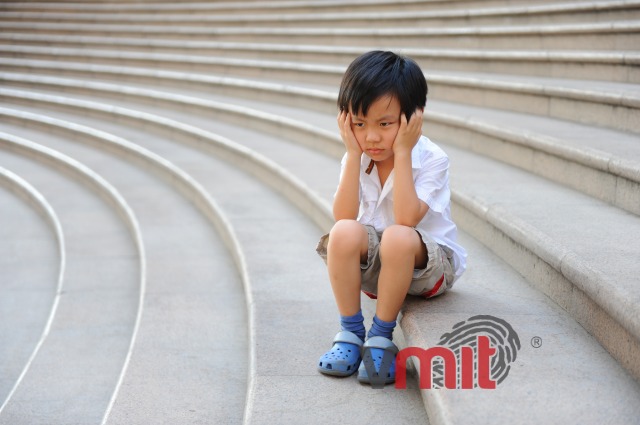 5 lý do vì sao không nên chê trách con trước mặt người khác
