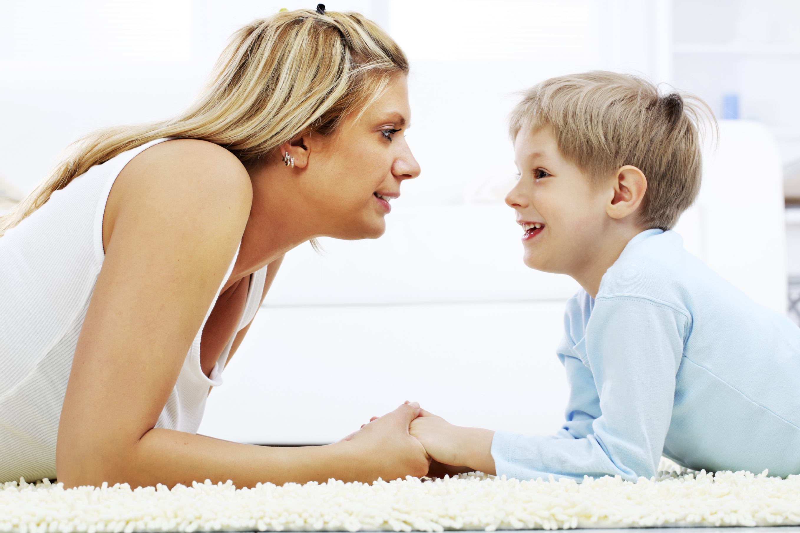 Giao Tiếp Với Con Luôn Là Giao Tiếp Hai Chiều — Bí Quyết Xây Dựng Mối Quan Hệ Bền Chặt